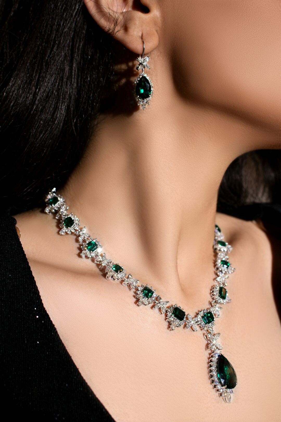 luxury jewelry necklace